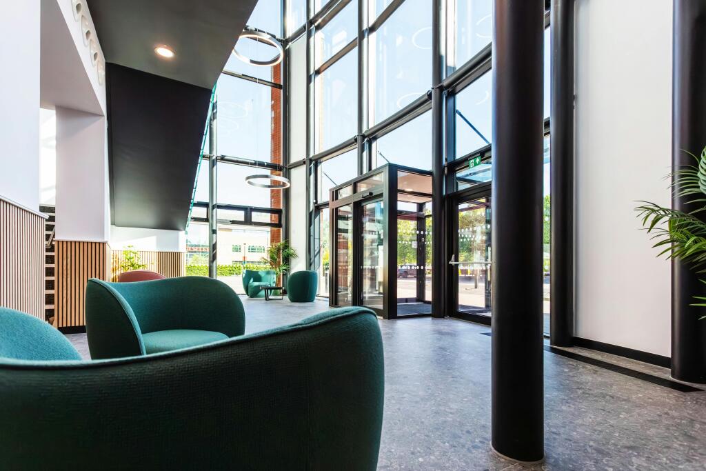 1 Kingmaker, Warwick Technology Park