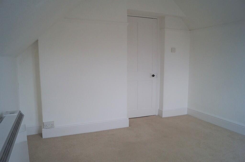 Apartment in Street, Somerset - View 5