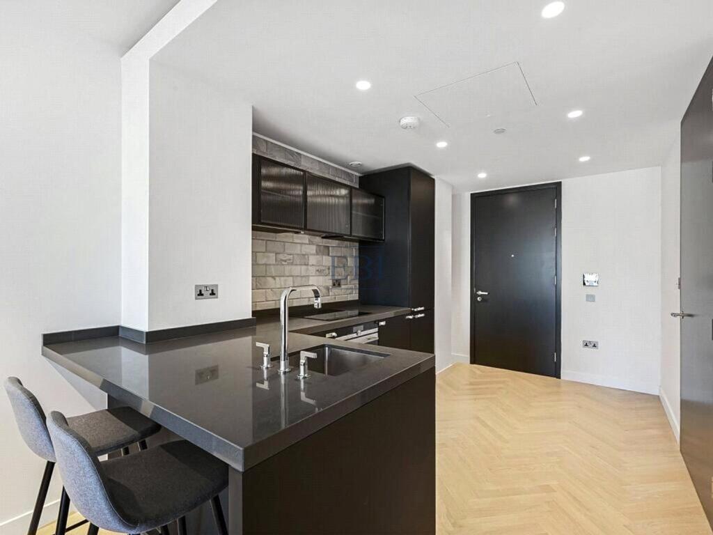 Apartment in London - View 4
