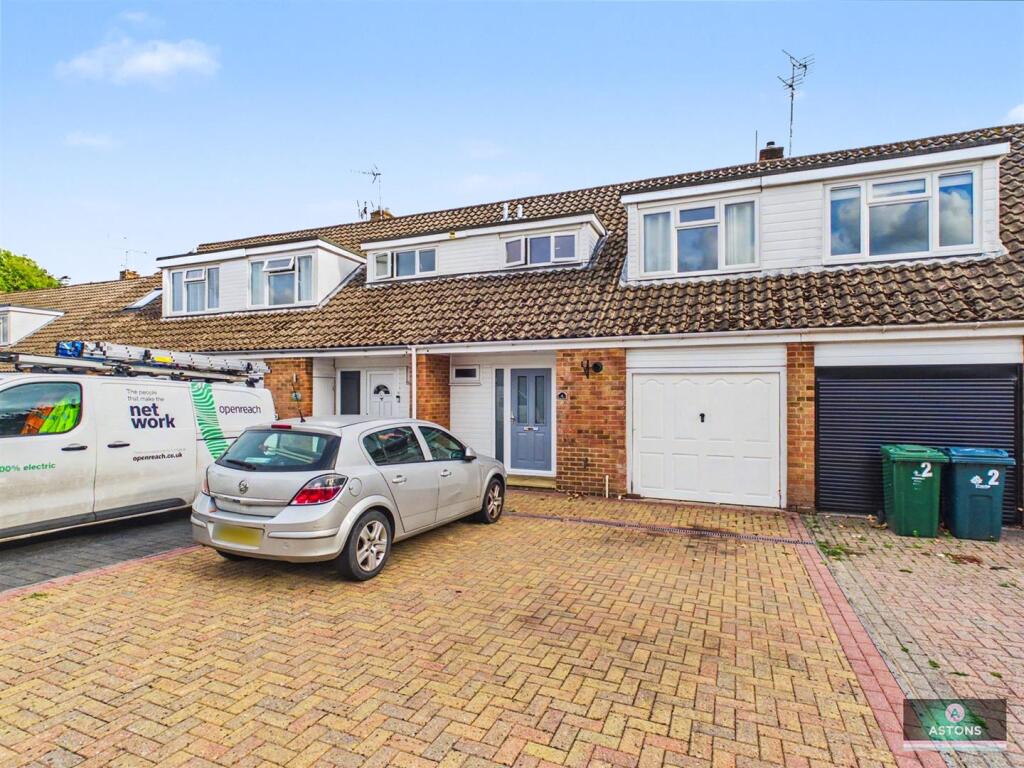 Main image of property: Old Manor Close, Ifield Green