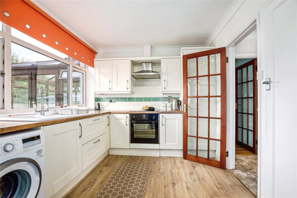 House in Cardigan / Aberteifi, Bridgend, Cardigan - View 4