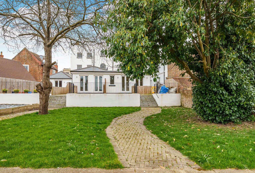 Main image of property: High Street, Tewkesbury, GL20