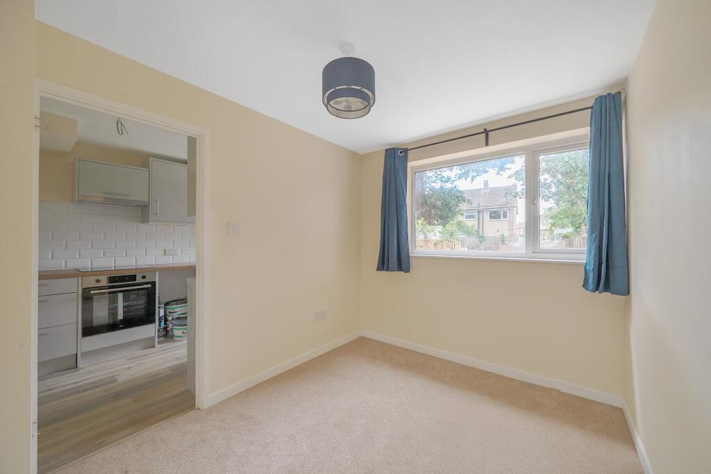 House in Swindon - View 4