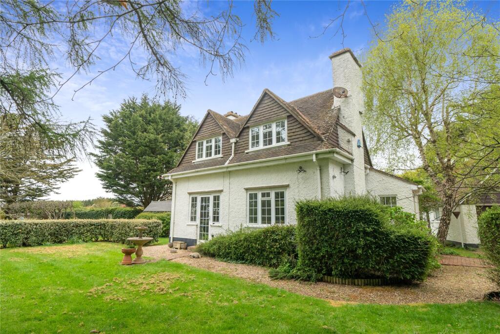 Main image of property: Barnes Lane, Milford on Sea, Lymington, Hampshire, SO41