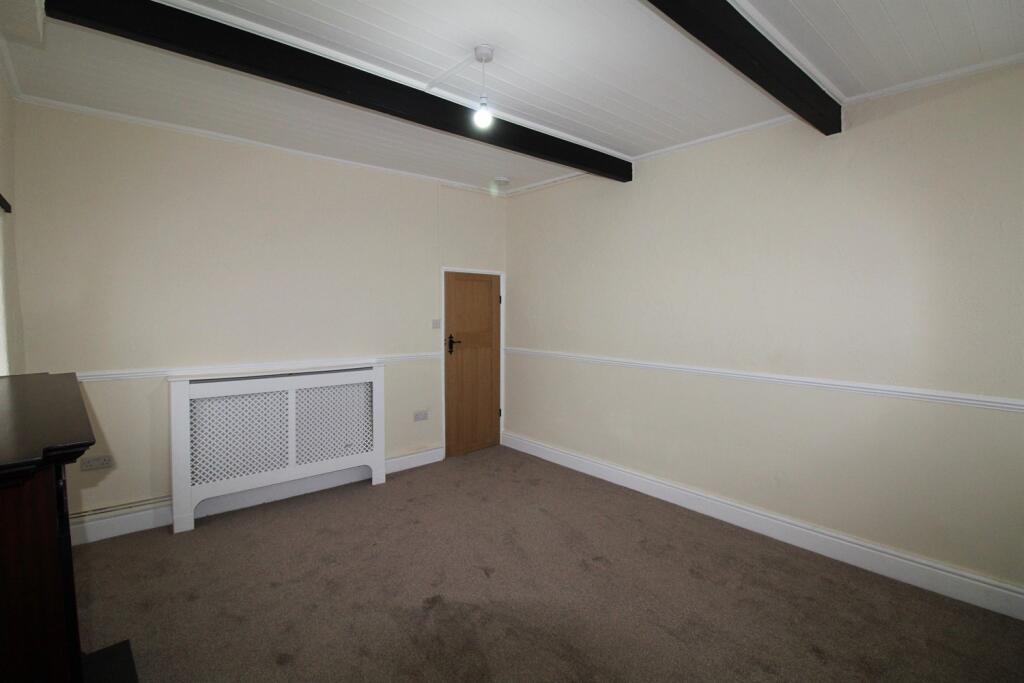 House in Bradford, Burley - View 3