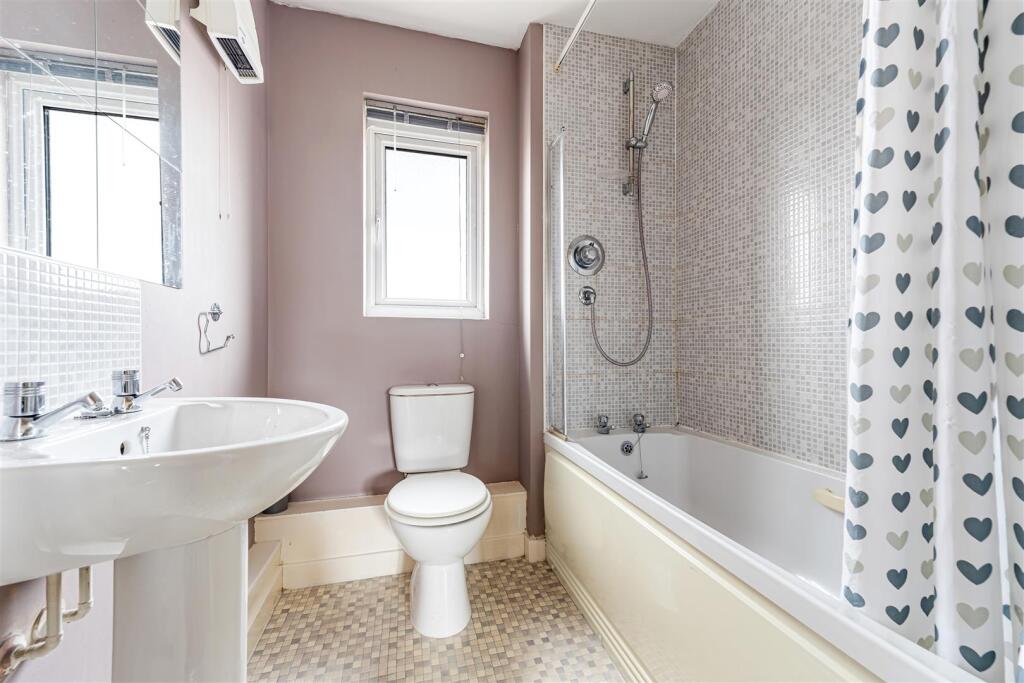 Apartment in Weston-super-Mare, Bournville - More