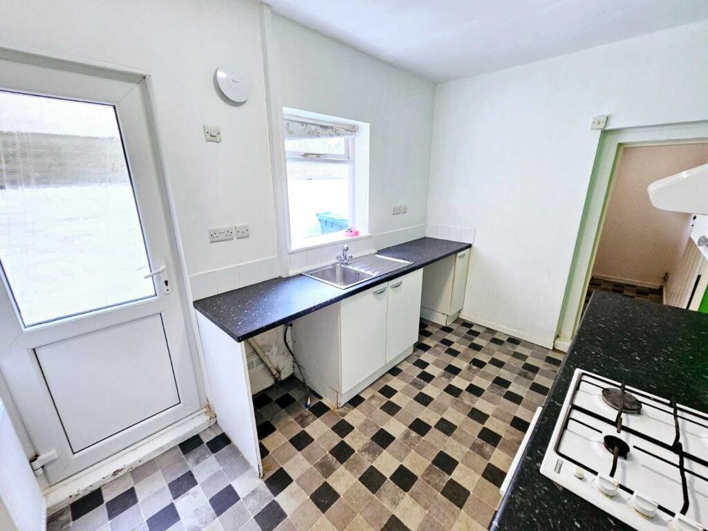 House in Scarborough, North Yorkshire - More