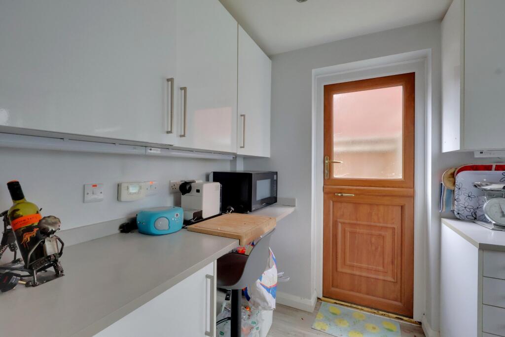 House in Havant, Warblington - More