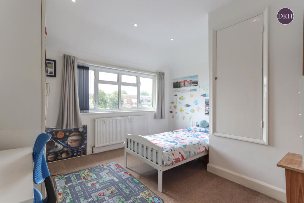 Additional image 13 of Mount Pleasant Lane, Bricket Wood