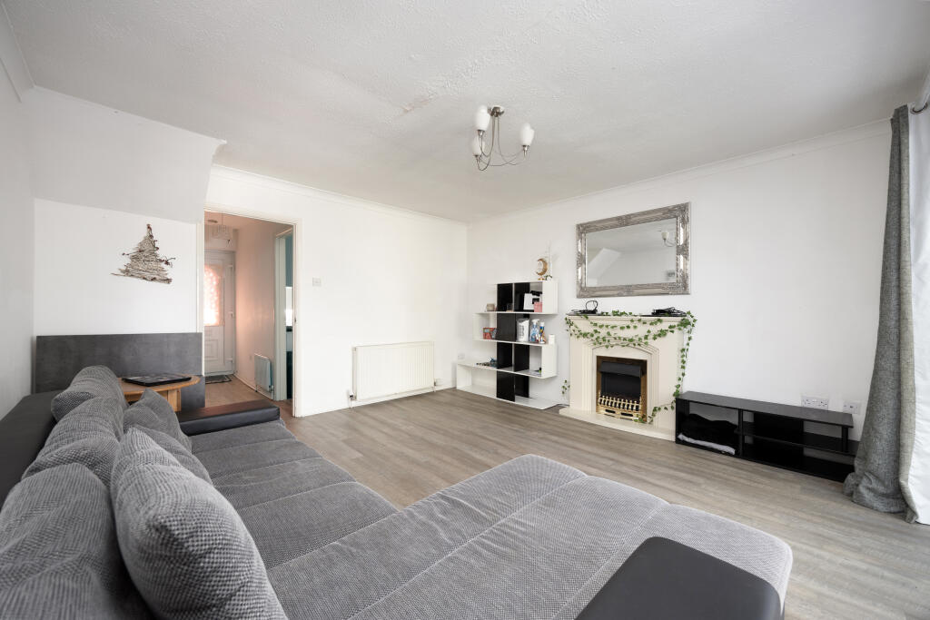 Innox Mill Close, Trowbridge photo 4