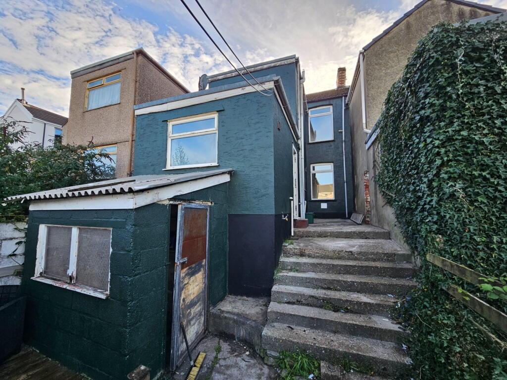 House in Neath - View 2
