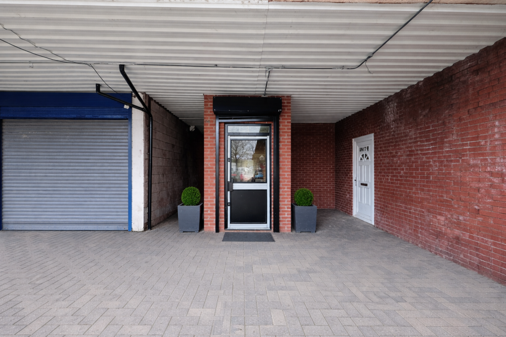 Main image of property: West Cross Shopping Centre, Oldbury Road, Smethwick