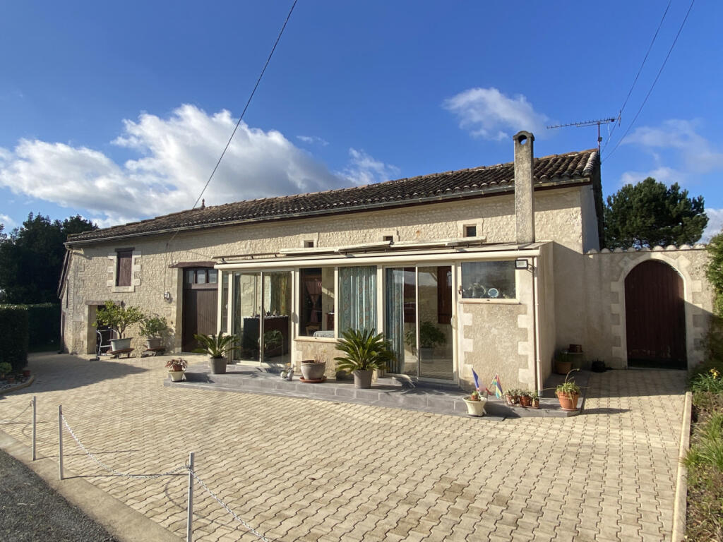 Main image of property: Poitou-Charentes, Charente-Maritime, Chatenet