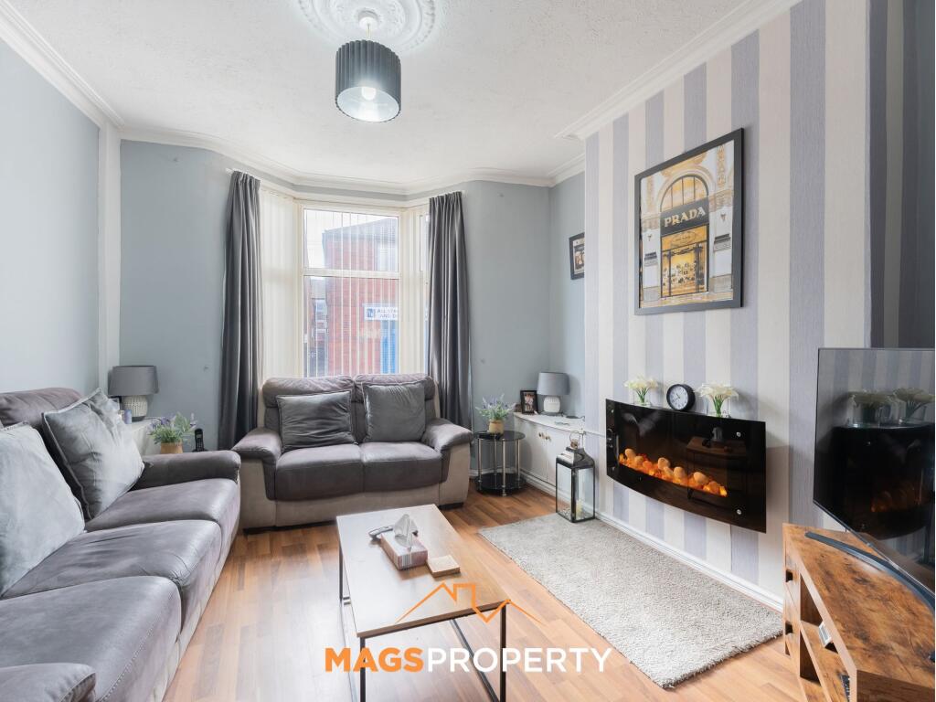 House in Liverpool, Walton - More