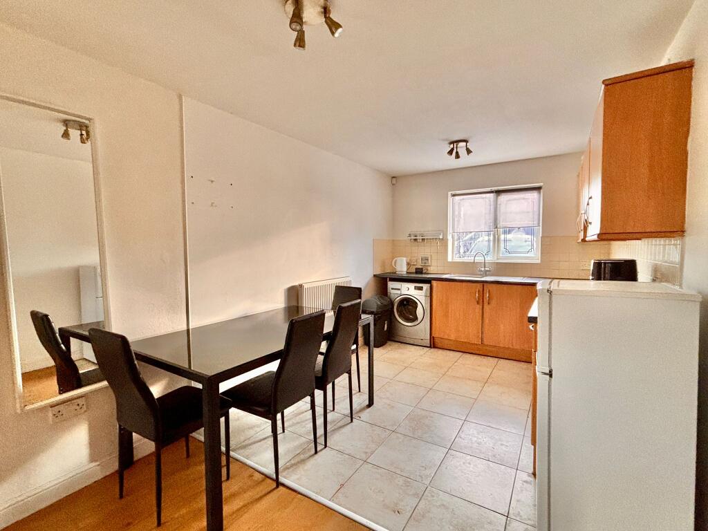 House in Barnsley, South Yorkshire - View 2