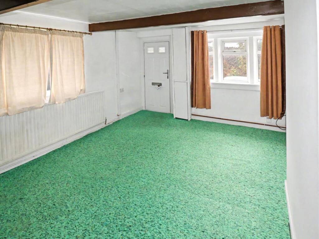 House in Halifax - View 3