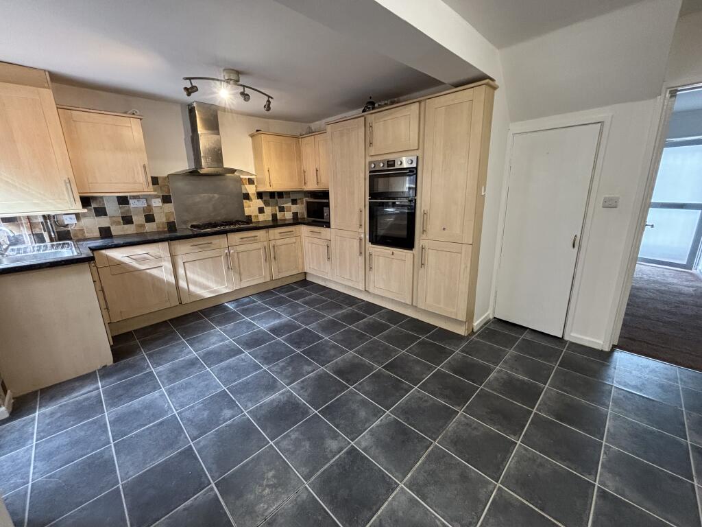 Main image of property: Bridge Street, WARWICK