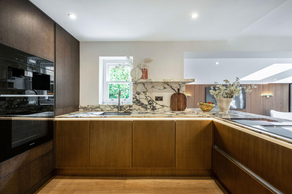 Apartment in London, Kensal Town, Maida Hill - View 3