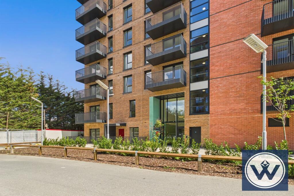 Main image of property: Caturra Court, UB3