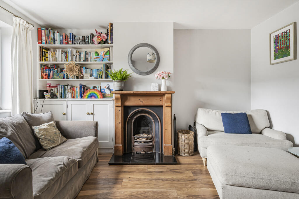 House in Guildford - View 5