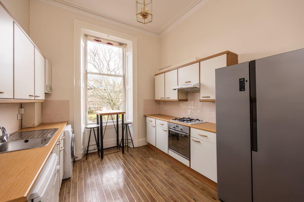 Apartment in Edinburgh - View 4