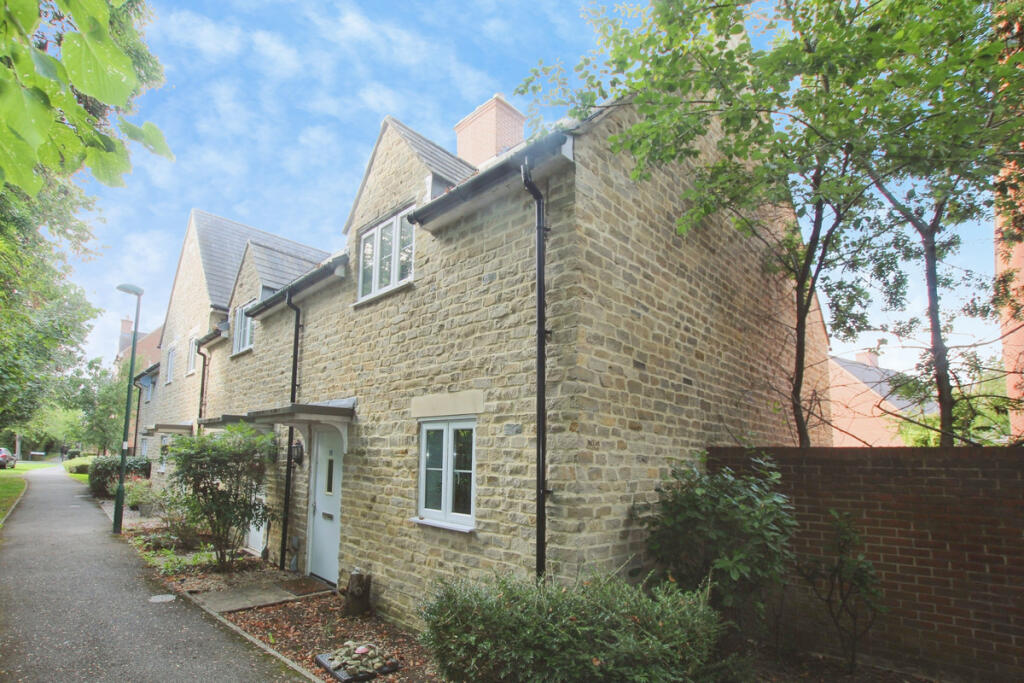 Main image of property: Hayday Close, Yarnton, OX5