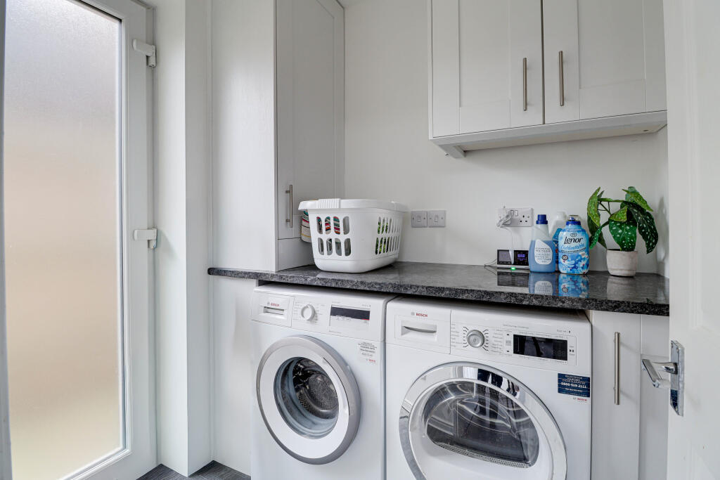 Additional image 7 of Laburnum Grove, Chiswell Green, St Albans, AL2