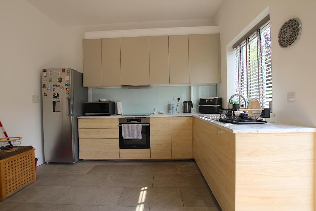 House in London - View 4