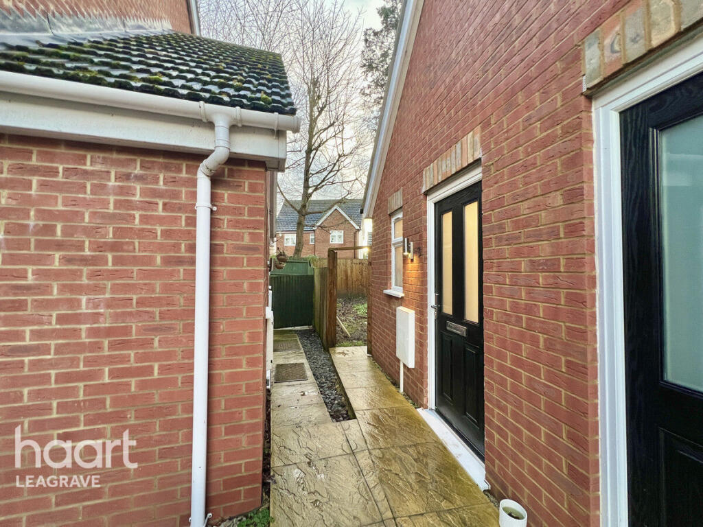 Main image of property: Chester Mews, Luton