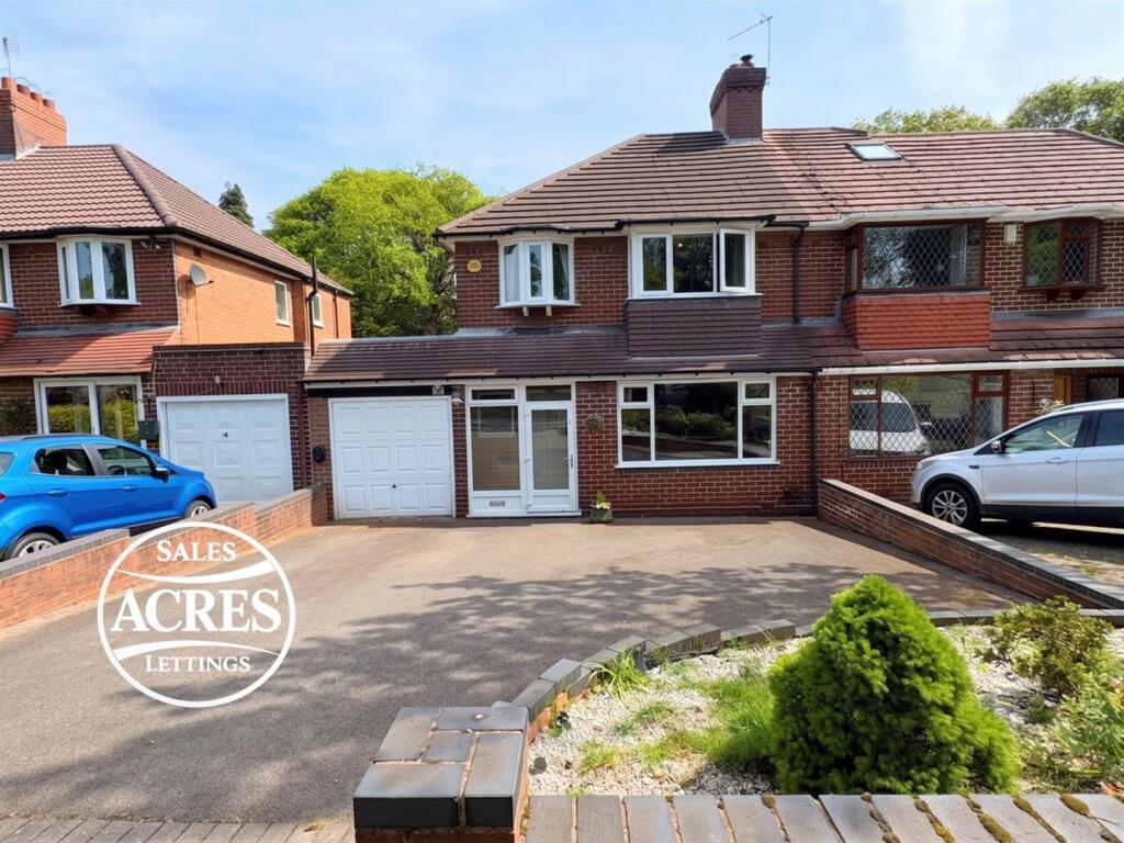 Main image of property: Maxstoke Road, Sutton Coldfield