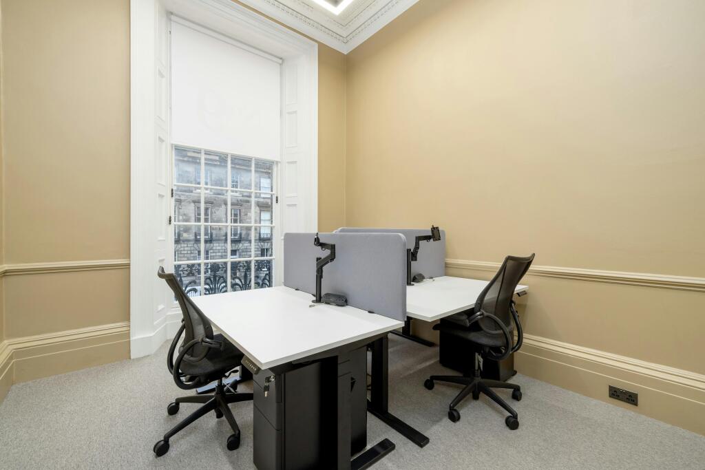 77340_GreatStuartStreet_027.jpg