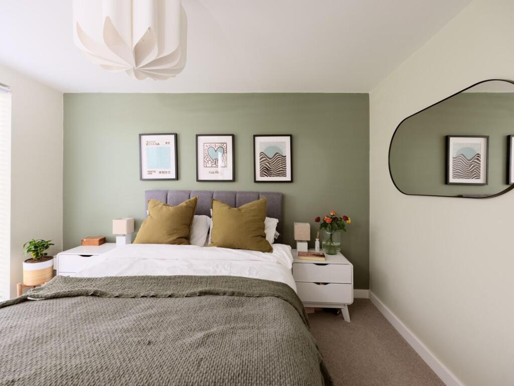 Apartment in Bristol - View 4