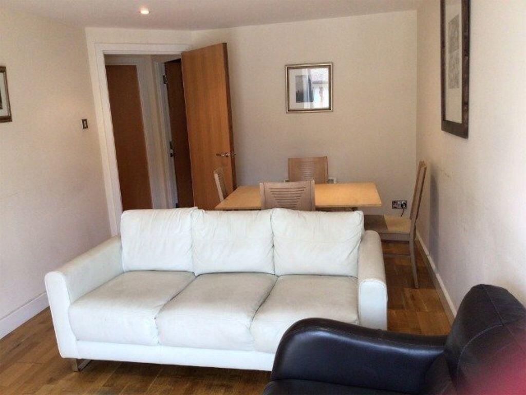 Main image of property: 100 Ropewalk Court, Nottingham, NG1, P4354