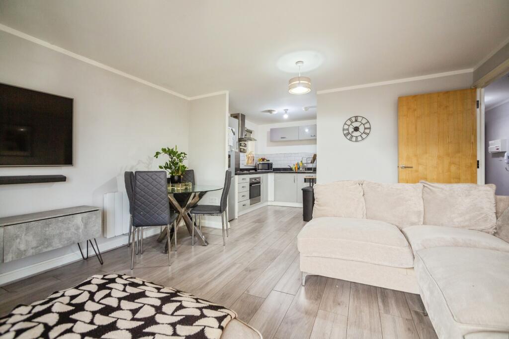 Apartment in Dartford - More