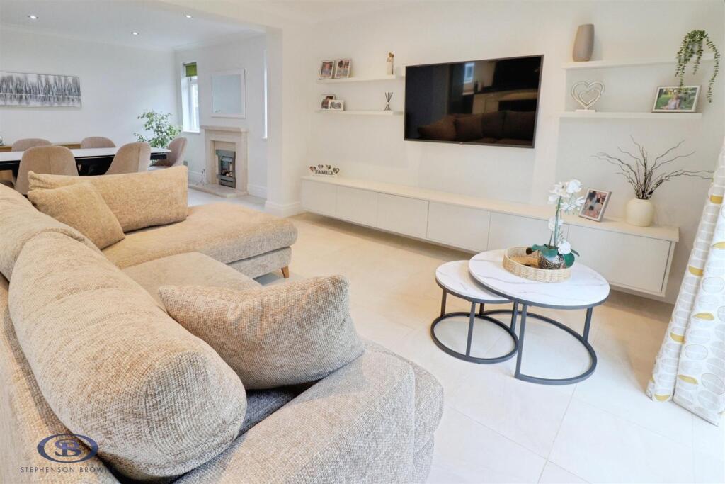 House in Crewe - View 2