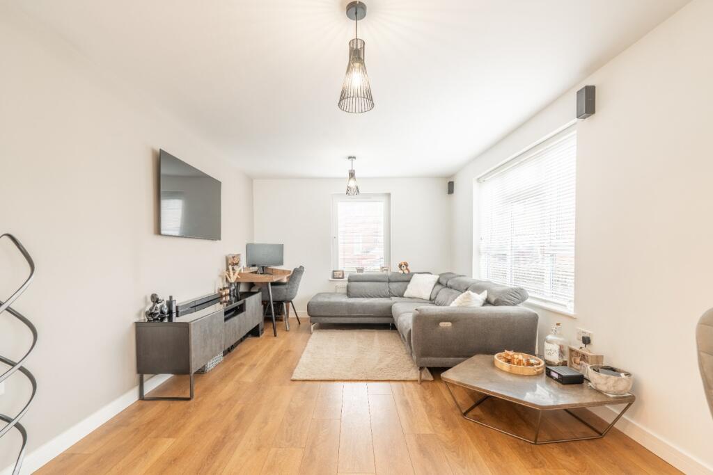 Shearwood Crescent, Crayford, Kent, DA1 photo 4