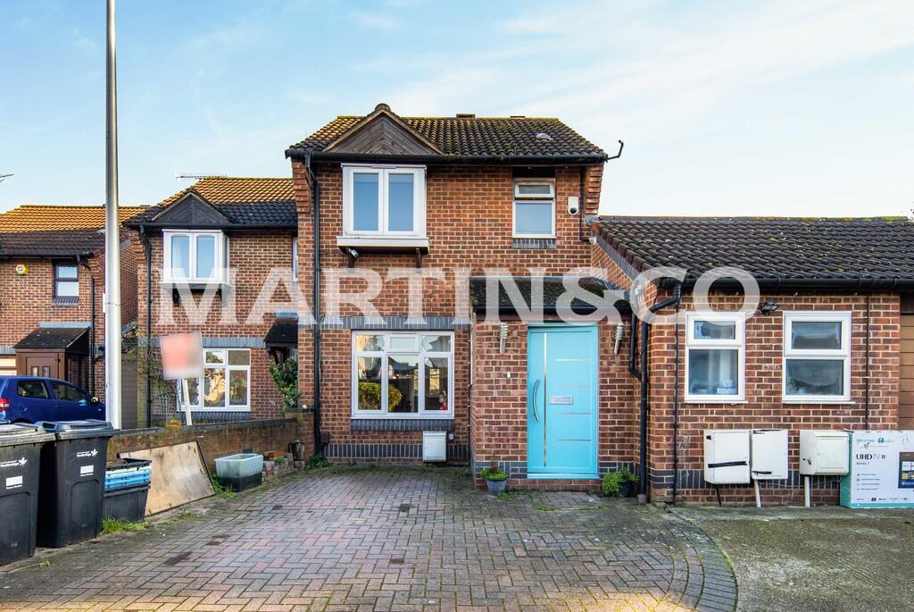 Main image of property: Hookstone Way, Woodford