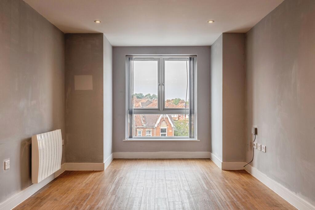 Apartment in Bridgwater, Hamp, Somerset - More