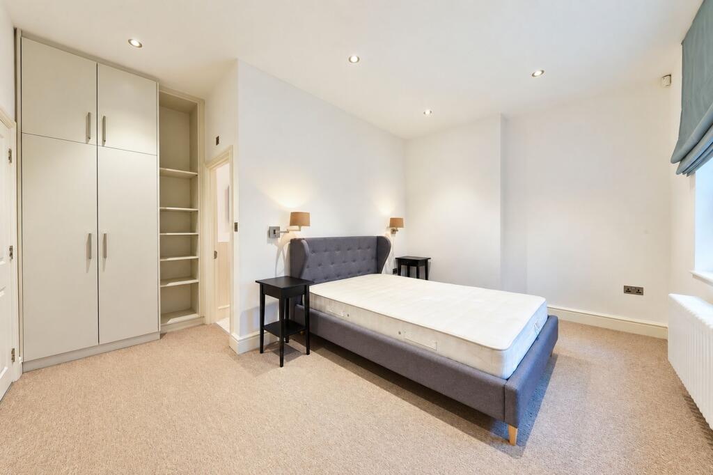 Apartment in London - View 4