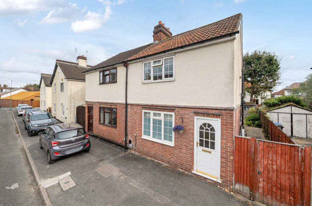 House in Guildford