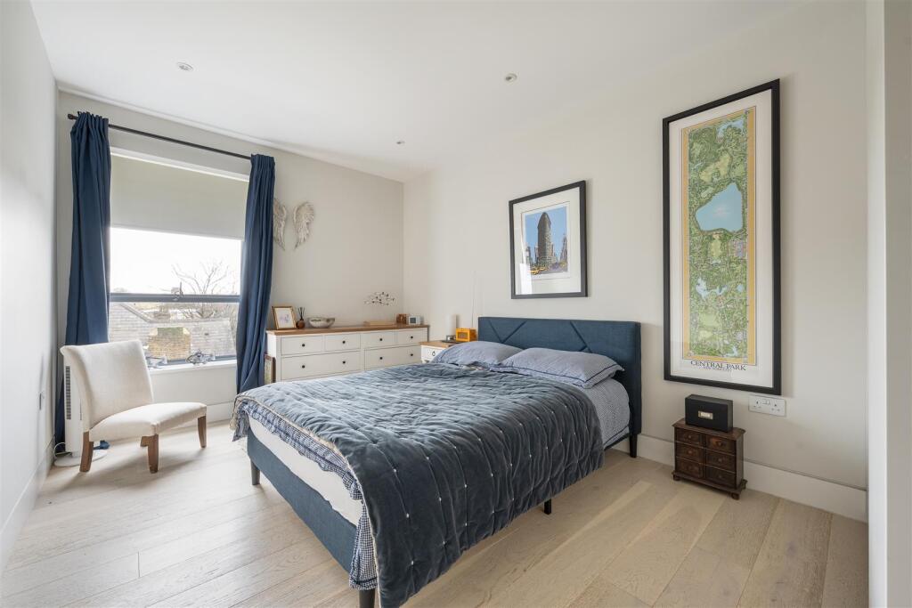 Apartment in London, Walthamstow Village, Leyton - View 5