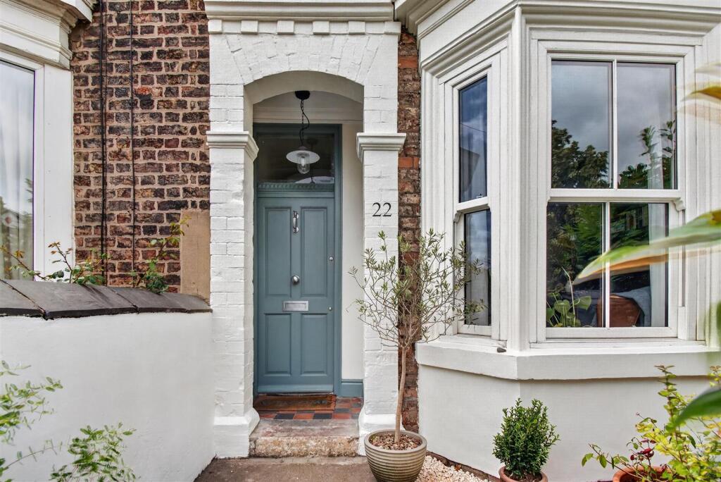 House in York - View 2