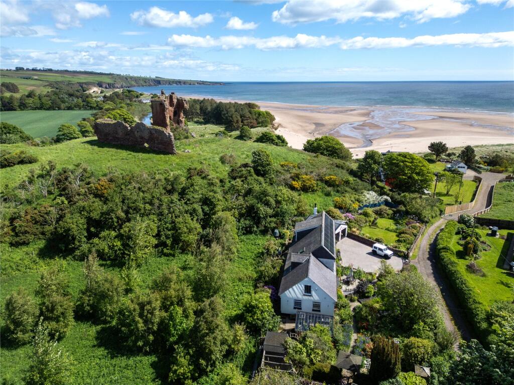 Main image of property: Orchard Cottage, Lunan Bay, Inverkeilor, Angus, DD11