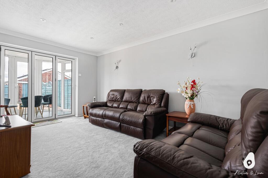House in Cherwell, Bicester - View 3