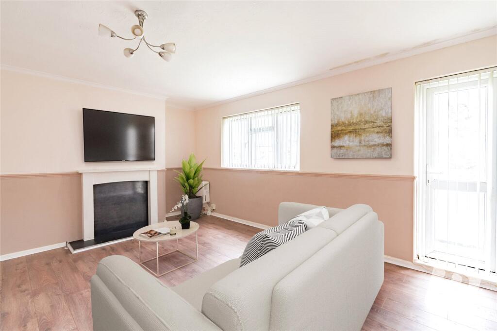 Main image of property: Victor Walk, Hornchurch, RM12