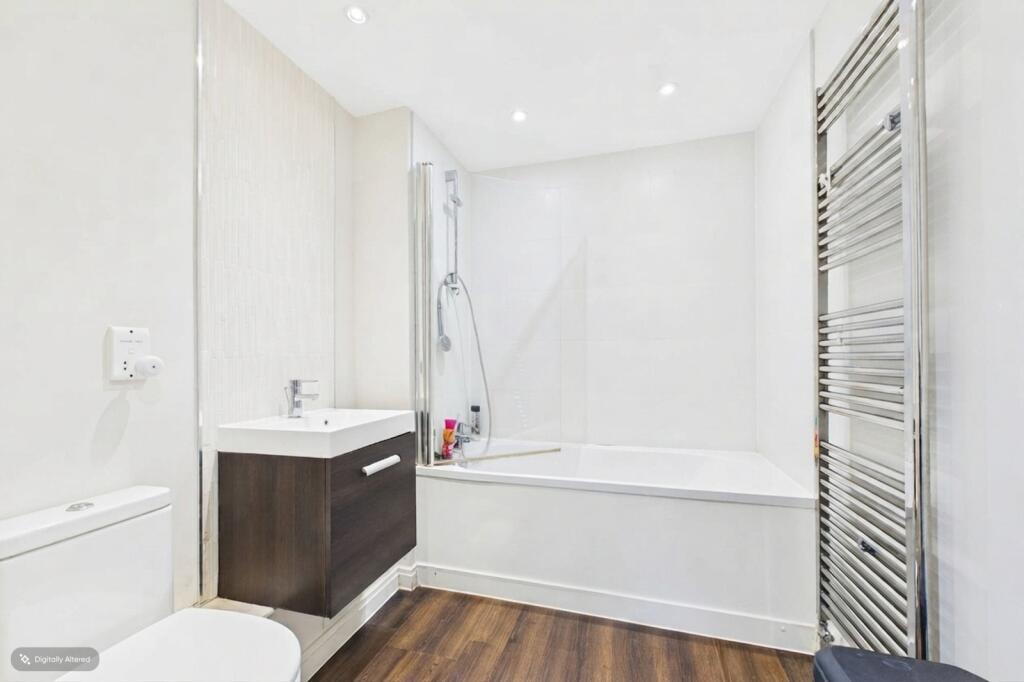 Apartment in Huntingdonshire, Huntingdon - View 4