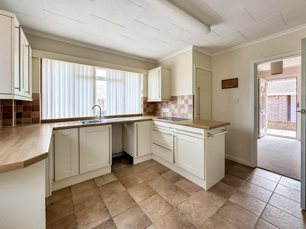 House in Worthing, Goring-by-Sea - View 3
