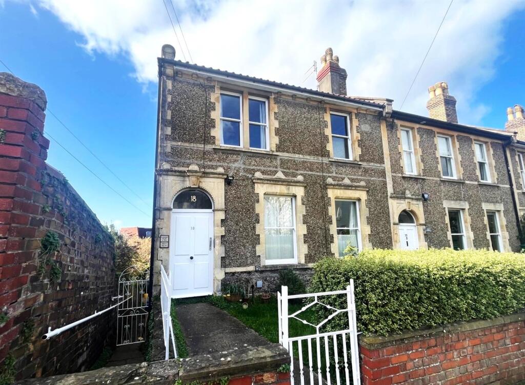 Main image of property: Amazing Garden Flat on Eastfield Road, Westbury-On-Trym, Bristol