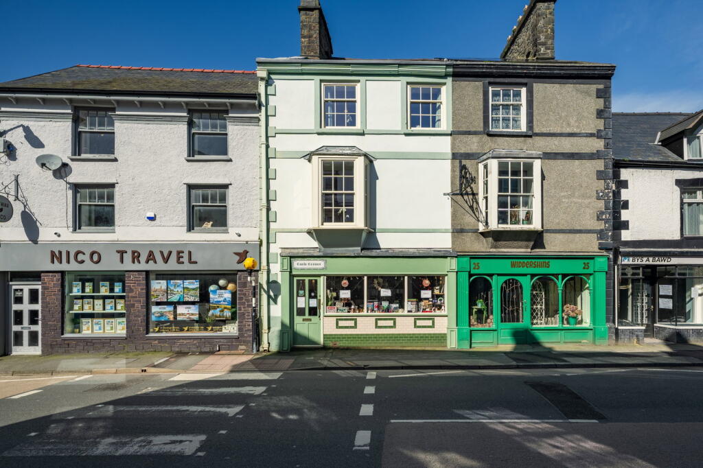 Main image of property: Denbigh Street, Llanrwst, LL26 0LL