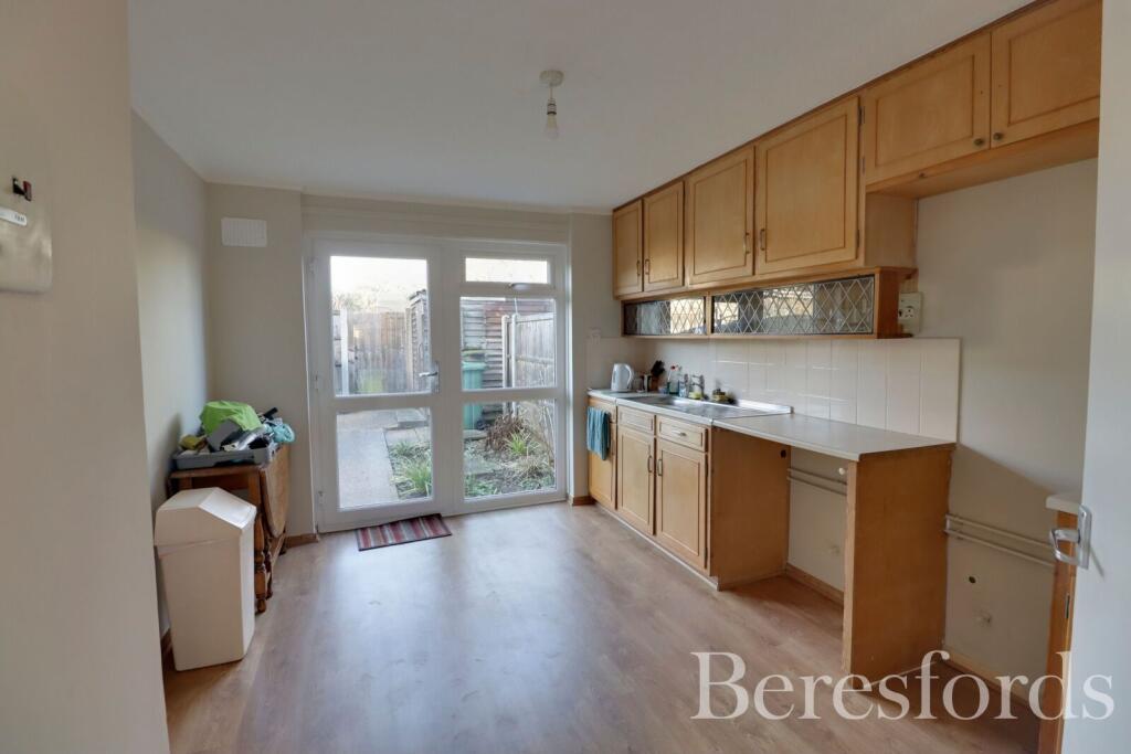 Homefield Road, Witham, CM8 photo 4